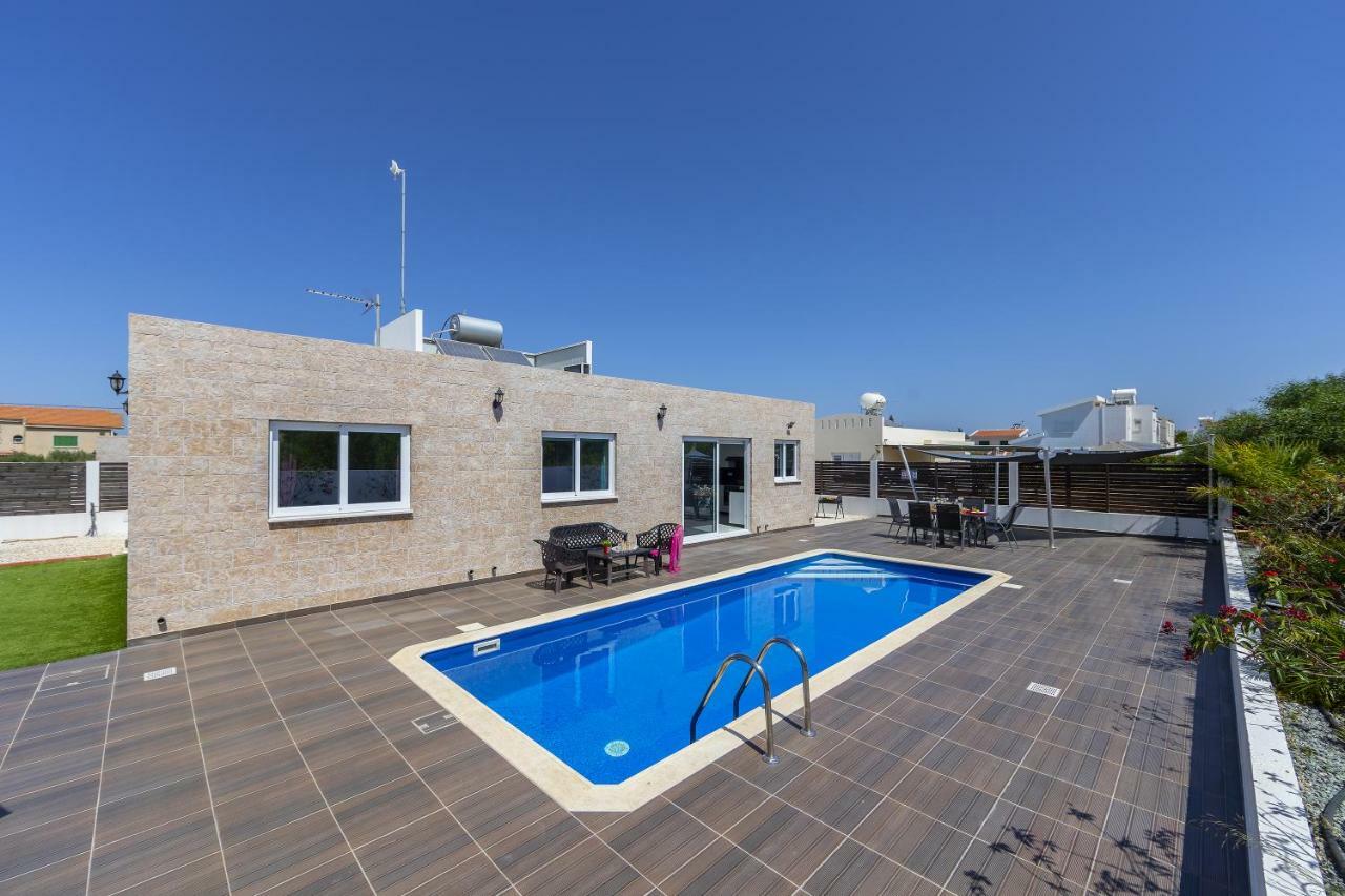 Protaras Villa Hollywood Exterior foto